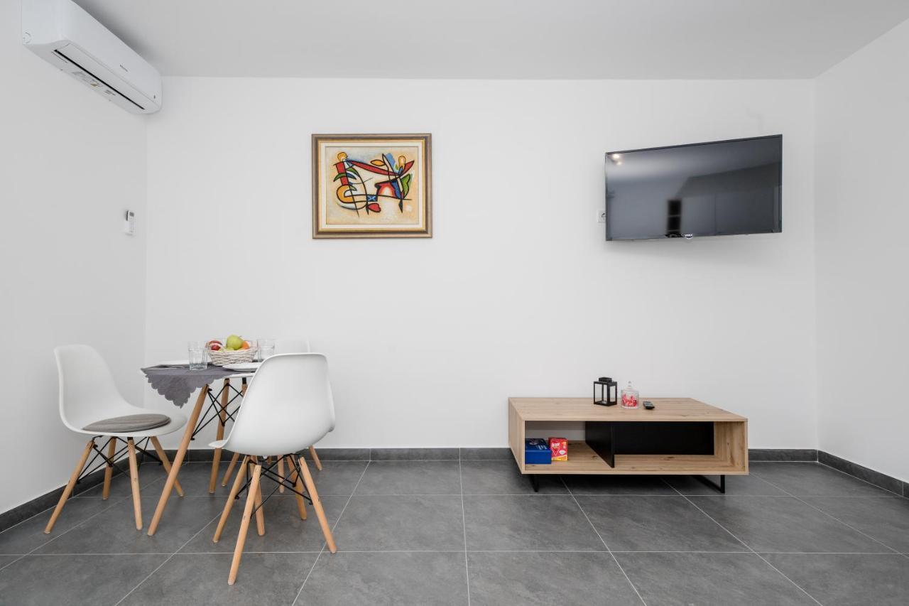 Mariva Apartments Lopar Exterior foto